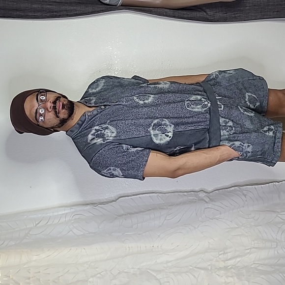 Men's Short Set Size Medium Gray Creme Tie Dye Cotton Blend Casual Travel Cruise - Picture 3 of 7